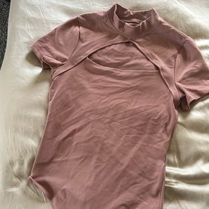 A&F Rust/dusty rose cut out bodysuit